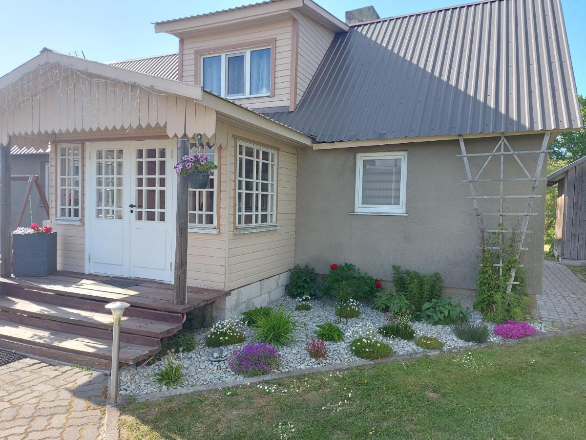 Adu-Jaani Kodumajutus Bed & Breakfast Matja ภายนอก รูปภาพ