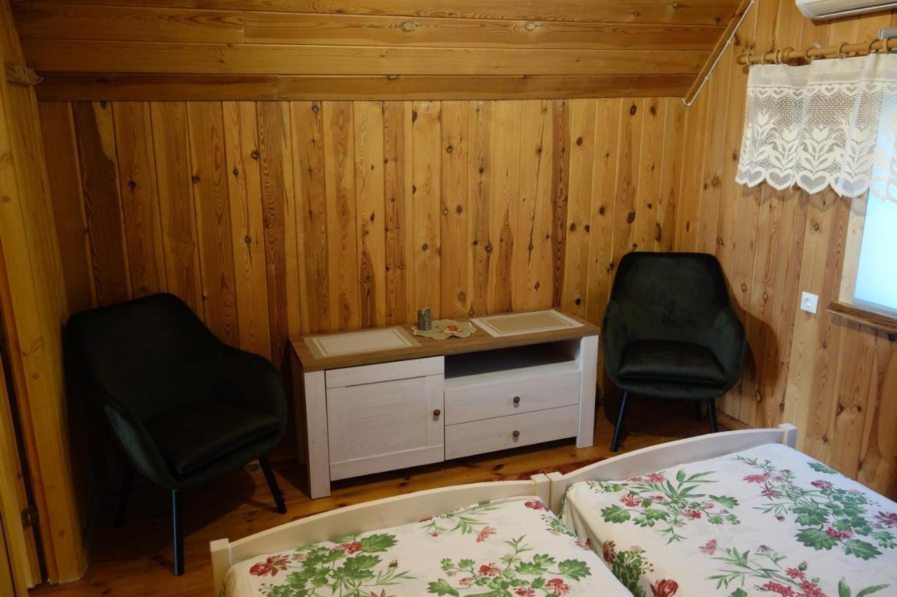 Adu-Jaani Kodumajutus Bed & Breakfast Matja ภายนอก รูปภาพ